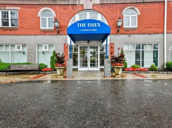 11 Church St Unit 220, Salem, MA 01970