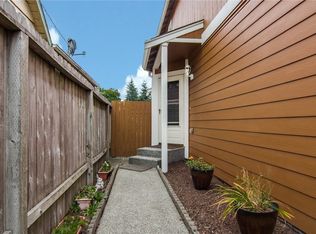 10636 4th Ave SW, Seattle, WA 98146