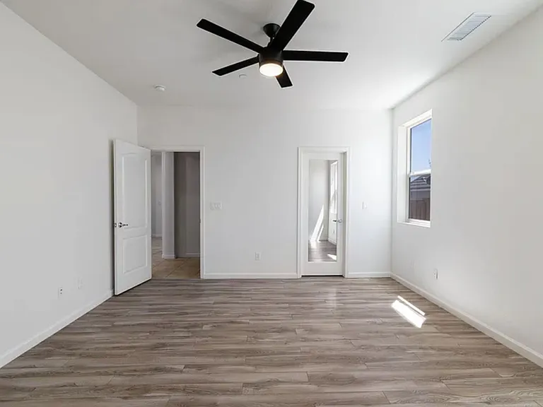 2710 Alessandro Dr — Photo 18
