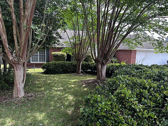 2nd image of 8112 Arbor Ridge Dr