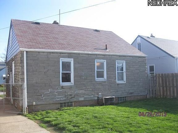 3rd image of 6609 Northcliff Ave