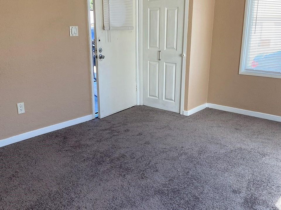 1st image of 345 31st St