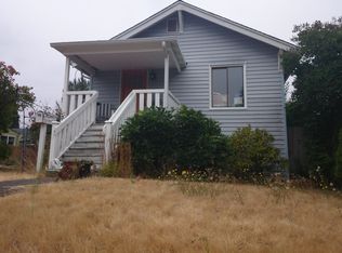 3038 48th Ave SW, Seattle, WA 98116