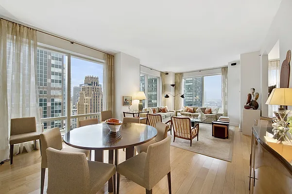 Rented by Nest Seekers International | media 27