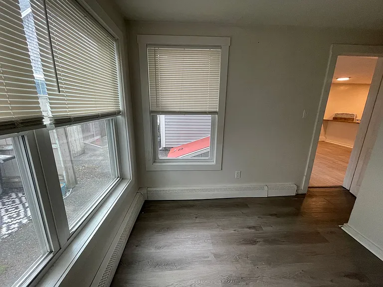 46 W Central Ave — Photo 10