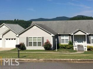 607 Waterview Dr, Hiawassee, GA 30546