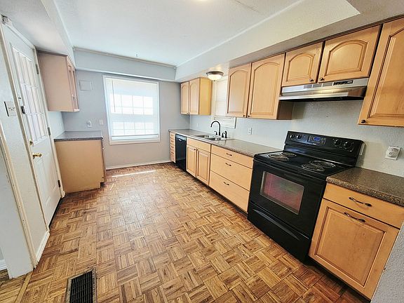 4th image of 2003 16th St