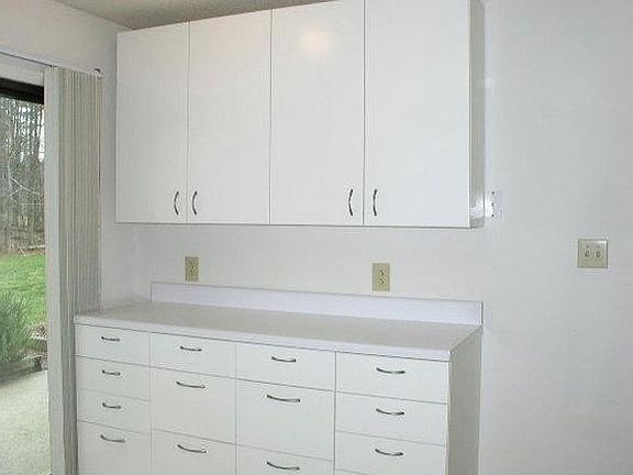 5th image of 114 Woodbridge Ln