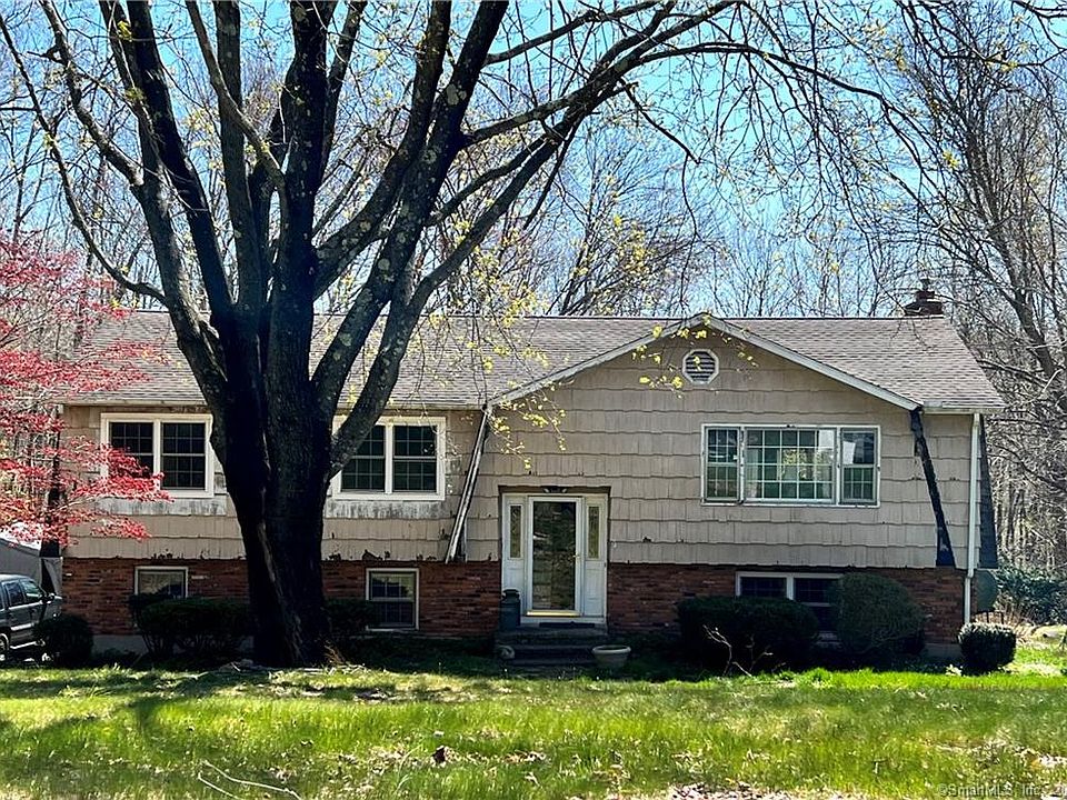 1st image of 34 Martinka Dr