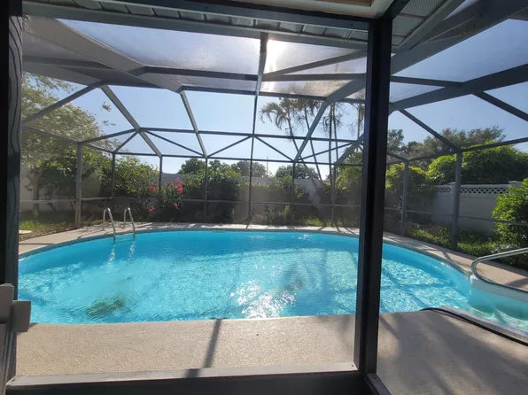 12940 116th St N, Largo, FL 33778