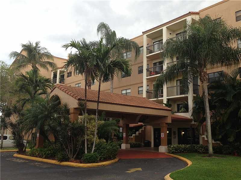 1st image of 701 NW 19th St APT 104