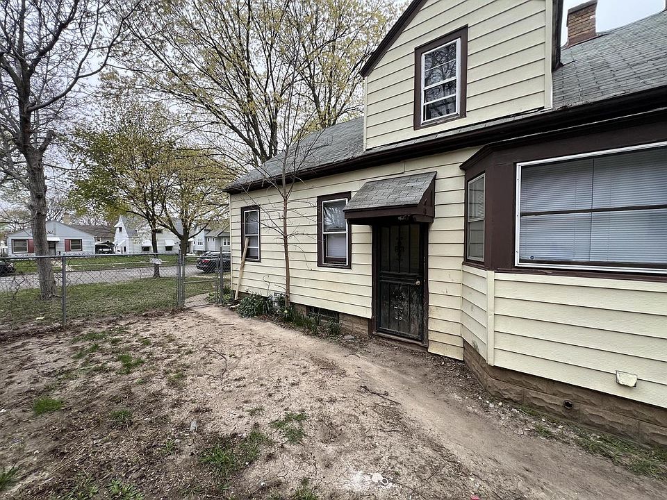 1st image of 4850 N 24th PLACE
