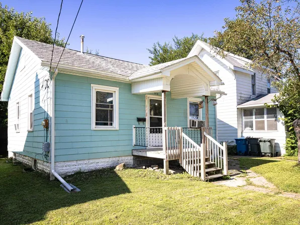 514 Pleasant St, Waterloo, IA 50702