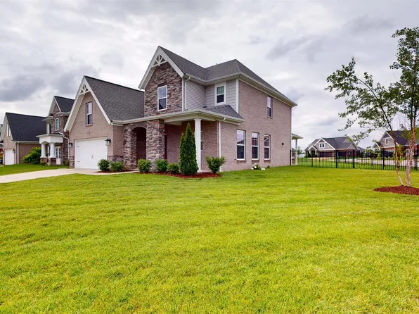 5645 Belmont Dr, Newburgh, IN 47630