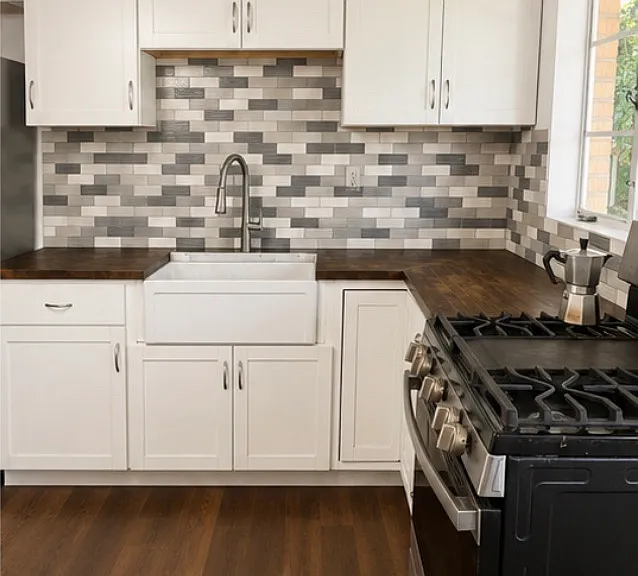 2807 Los Arboles Ct NE — Photo 2