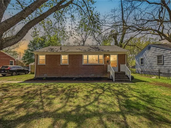 7 Ambrose Ln, Hampton, VA 23663