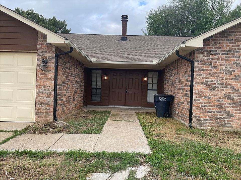 1st image of 3916 Longmeadow Way