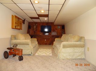 2214 Warren Ave, North Huntingdon, PA 15642