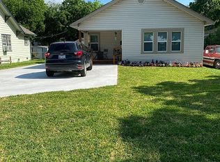 1312 W Walker St, Denison, TX 75020