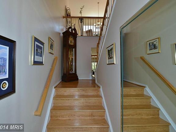 3rd image of 6006 Mill Cove Ct