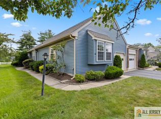 29 Ethan Allen Dr #B, Monroe Township, NJ 08831