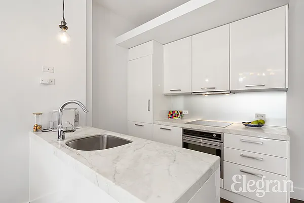 Rented by (Legacy) Elegran | media 14