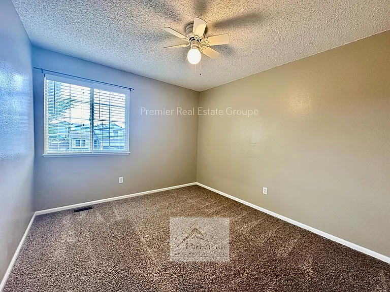 4394 Gunbarrel Dr — Photo 10