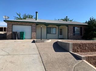 716 Longhorn Rd SE, Rio Rancho, NM 87124