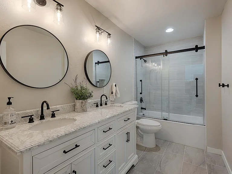 711 Terrace Dr — Photo 22