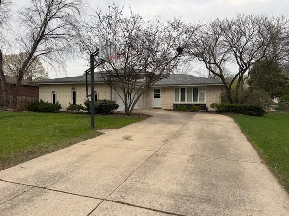 7709 Florence Ave, Darien, IL 60561