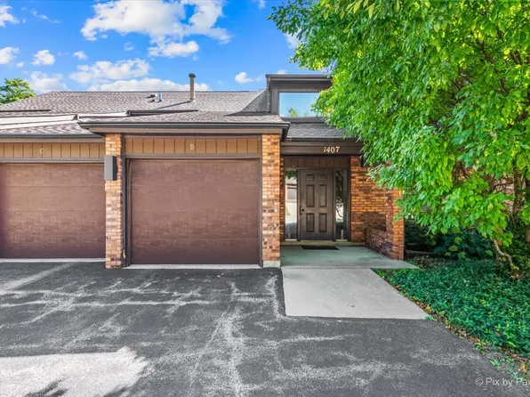 1407 Creekside Ct APT B, Elgin, IL 60123