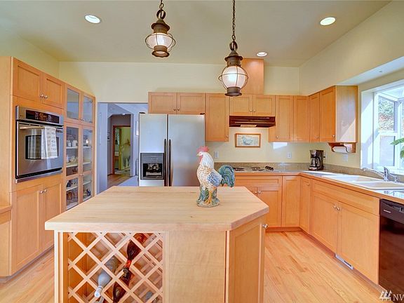 5th image of 26427 142nd St E