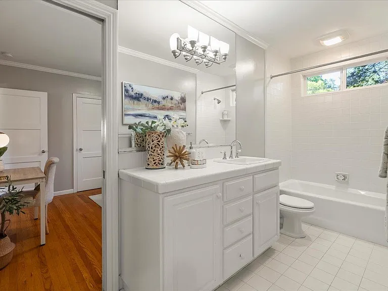 991 Lincoln Ave — Photo 10