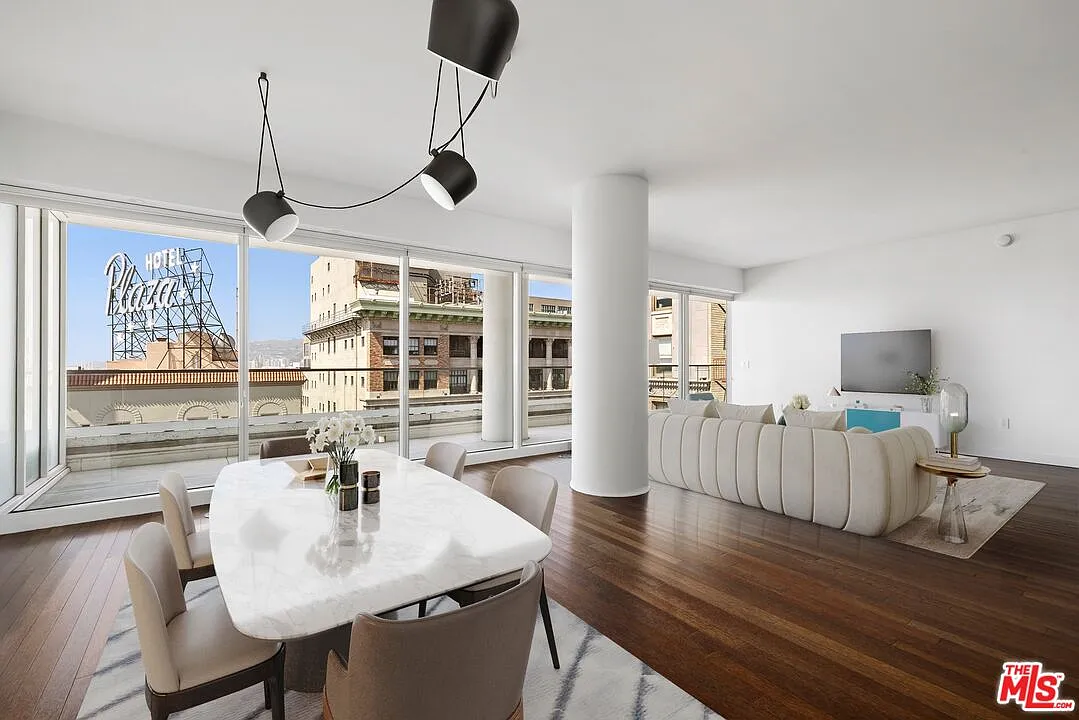 1 bed, 2.0 bath, 1510 sqft, $6,995 — Photo 3