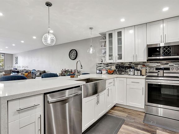 5th image of 8030 Hampton Blvd APT 211