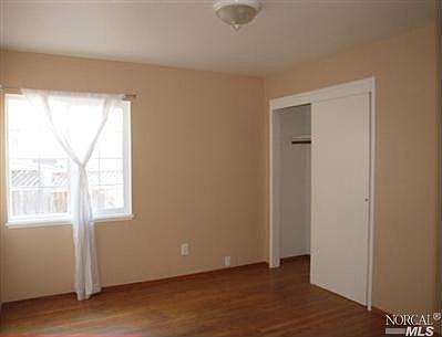 5th image of 1063 Shetler Ave