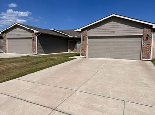 8737 E Chris Ct, Bel Aire, KS 67226