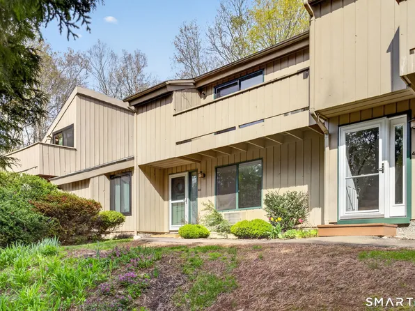 44 Mohawk Trail #44, Guilford, CT 06437