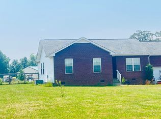 406 Meadows Rd, Portland, TN 37148
