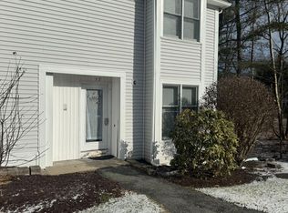 17 Salem Pl, Amherst, MA 01002