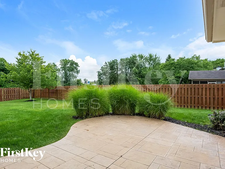 17651 Willow Creek Way — Photo 15