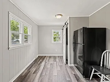 106 E Walnut St #1 — Photo 17
