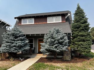 21298 Beall Dr, Bend, OR 97701