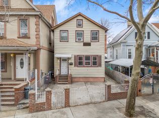 66-05 Laurel Hill Blvd, Woodside, NY 11377