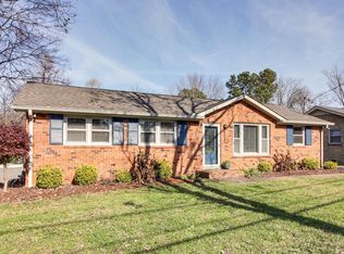 8031 Sawyer Brown Rd, Nashville, TN 37221