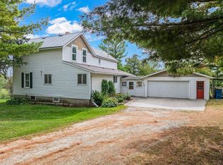 11349 Equine Dr, Saint Charles, MN 55972