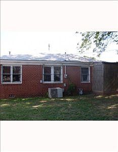 1st image of 2808 NE 18th St