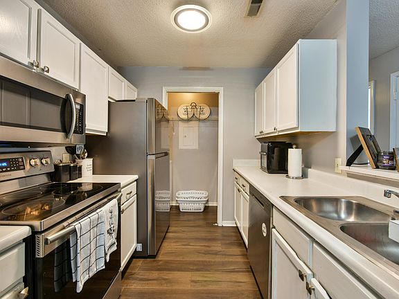 5th image of 2011 N Highway 17 Unit 1600F
