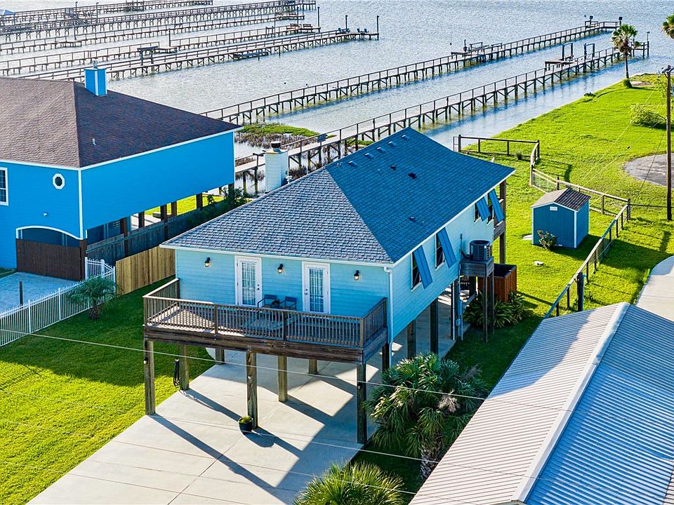 1st image of 60 Copano Ridge Rd