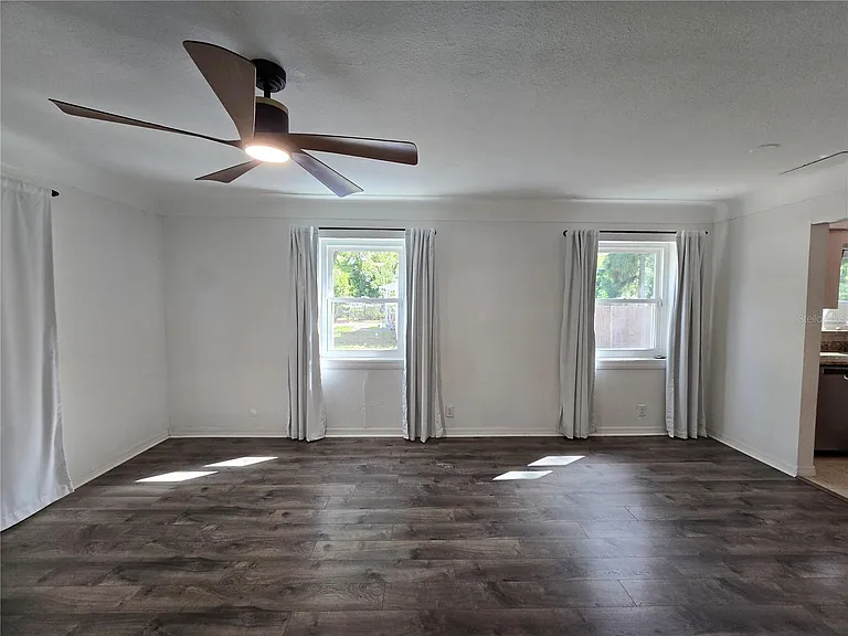 6001 Cedar St NE — Photo 11
